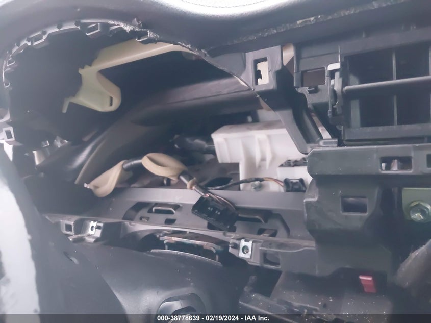 2017 TOYOTA COROLLA SE - 5YFBURHE8HP724246