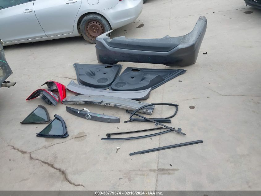 2018 NISSAN VERSA S/S PLUS/SV/SL - 3N1CN7AP9JL810480