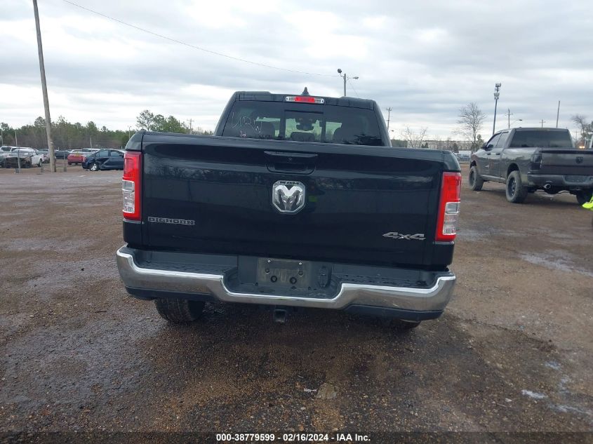 2022 Ram 1500 Big Horn Quad Cab 4X4 6'4 Box VIN: 1C6RRFBG6NN293365 Lot: 38779599