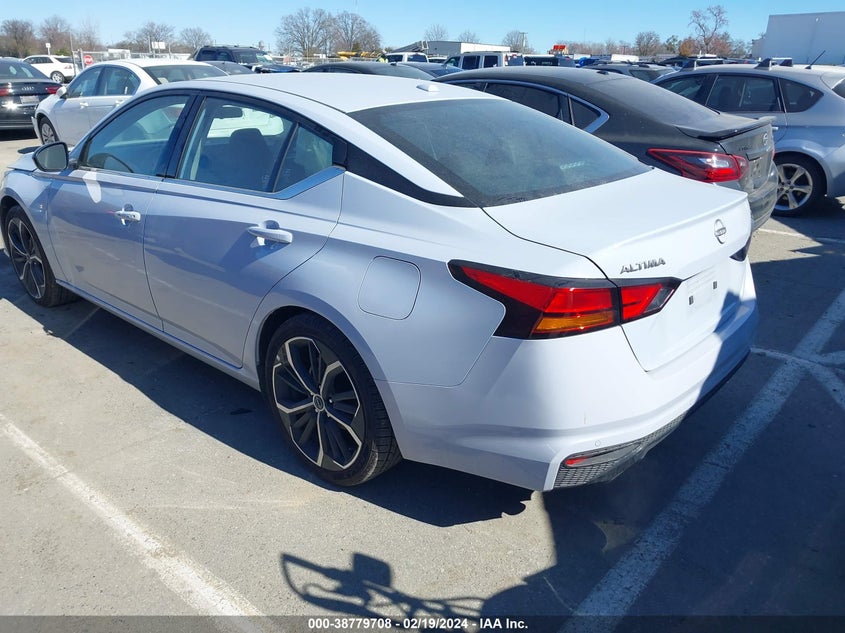 VIN 1N4BL4CV5PN366120 2023 NISSAN ALTIMA SR