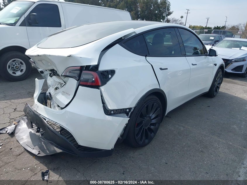VIN 7SAYGDEF5NF355597 2022 TESLA MODEL Y PERFORMANCE DUAL MOTOR ALL-WHEEL DRIVE