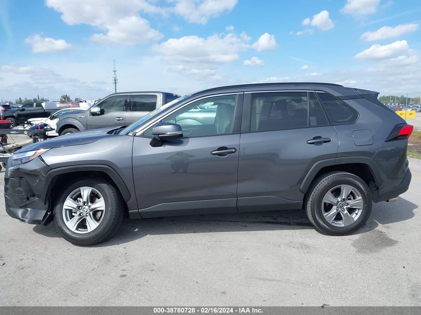 2022 TOYOTA RAV4 XLE - 2T3W1RFV4NC178366