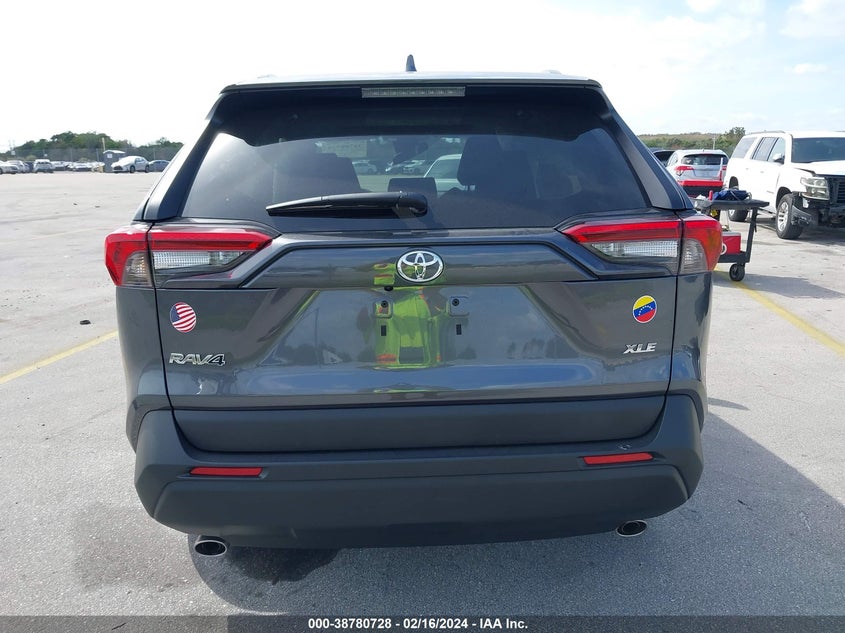 2022 TOYOTA RAV4 XLE - 2T3W1RFV4NC178366