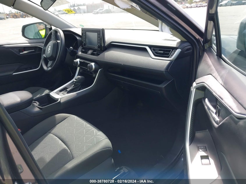 2022 TOYOTA RAV4 XLE - 2T3W1RFV4NC178366