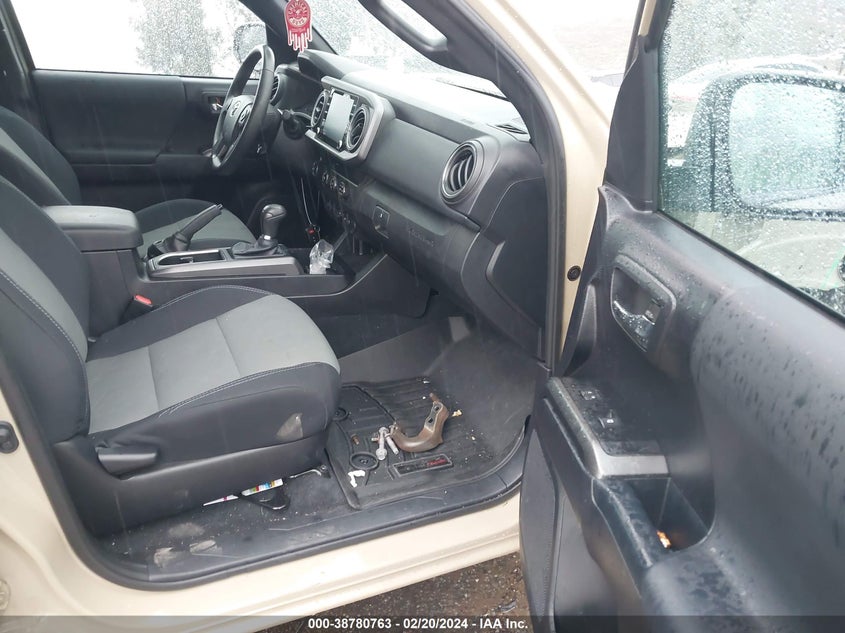 2020 TOYOTA TACOMA DOUBLE CAB/SR5/TRD SPORT/ - 3TMAZ5CN6LM126394