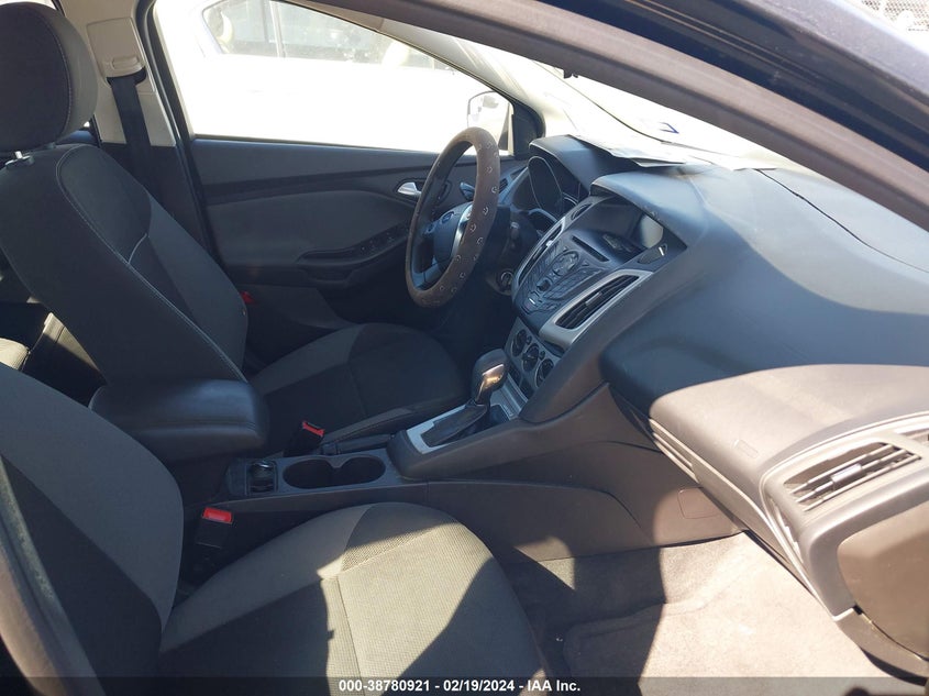 2014 FORD FOCUS SE - 1FADP3F2XEL195706