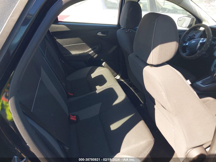 2014 FORD FOCUS SE - 1FADP3F2XEL195706