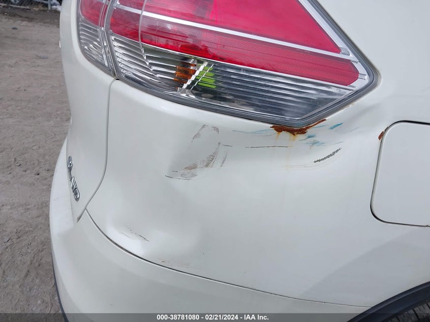 2015 NISSAN ROGUE S/SL/SV - 5N1AT2MVXFC817945