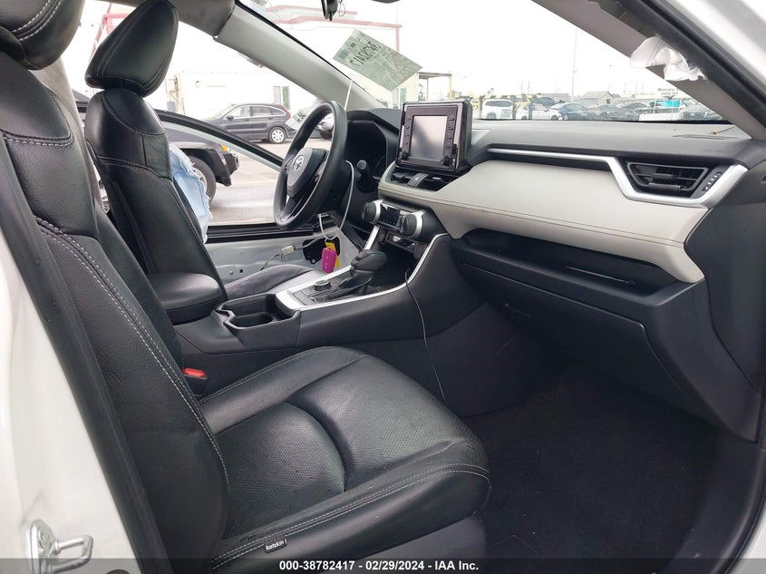 VIN JTMRWRFV4KD007378 2019 TOYOTA RAV4 HYBRID XLE