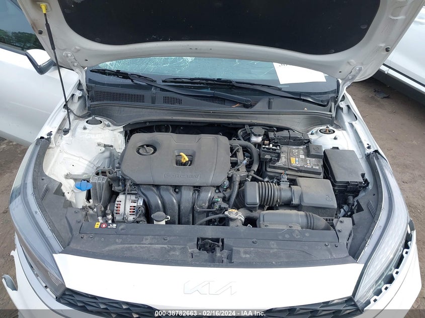 VIN 3KPF24AD5PE545173 2023 KIA FORTE LXS