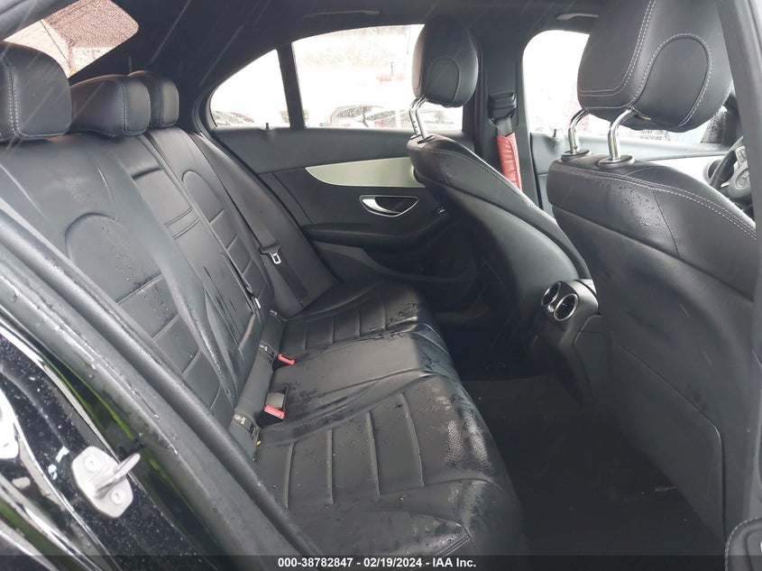 VIN 55SWF4JB6JU247993 2018 MERCEDES-BENZ C 300