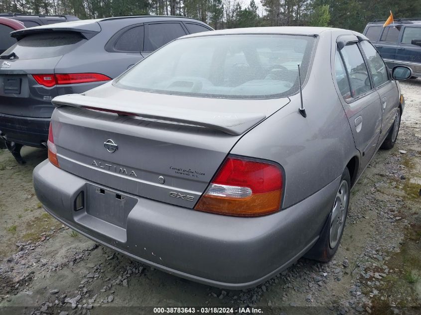 1999 Nissan Altima Gle/Gxe/Se/Se-L/Xe VIN: X1N4DL01D7XC16996 Lot: 38783643