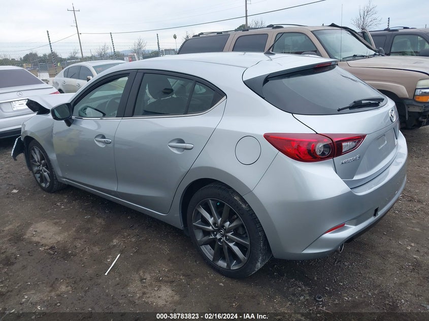 2018 MAZDA MAZDA3 TOURING - 3MZBN1L31JM262398