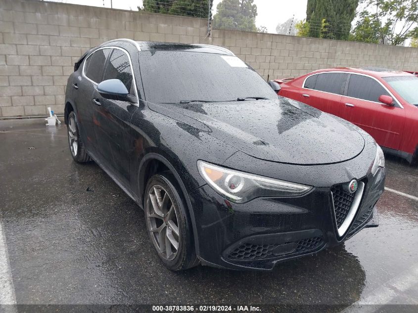 2018 Alfa Romeo Stelvio Awd VIN: ZASFAKANXJ7C23921 Lot: 38783836