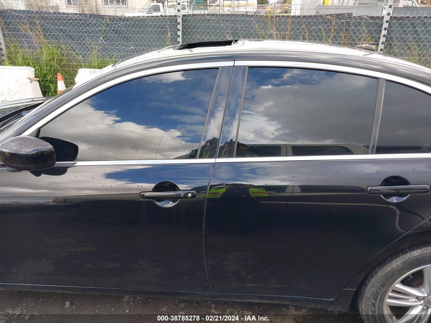 2013 INFINITI G37 JOURNEY/SPORT - JN1CV6AP4DM305175