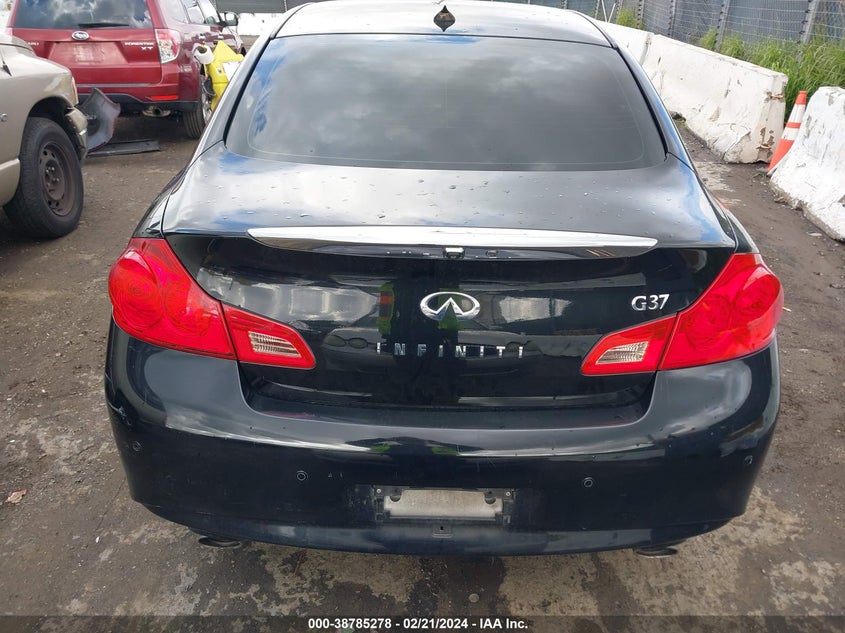 2013 INFINITI G37 JOURNEY/SPORT - JN1CV6AP4DM305175