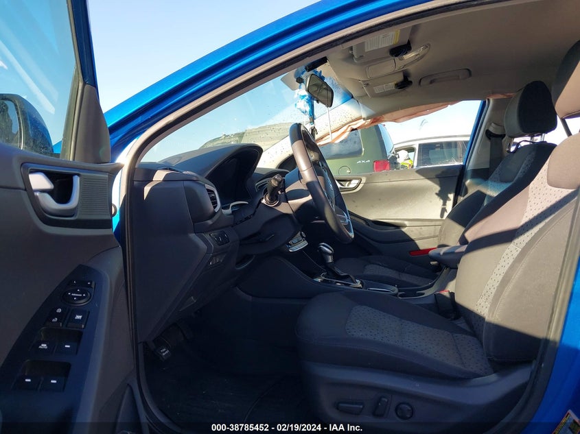 2017 Hyundai Ioniq Hybrid Sel VIN: KMHC75LC0HU049114 Lot: 38785452