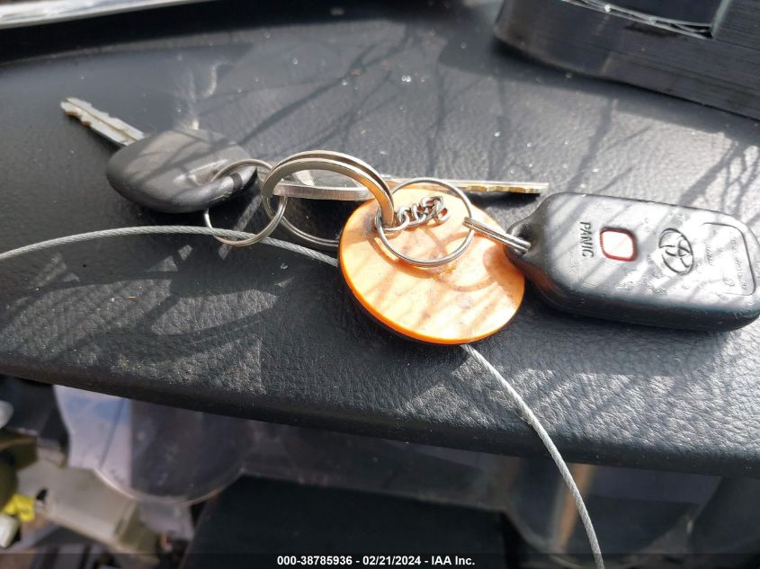 2005 Toyota 4Runner Sr5 V8 VIN: JTEZT14R558008094 Lot: 38785936