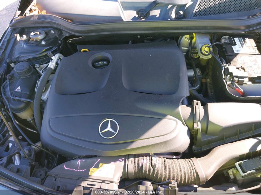 2018 MERCEDES-BENZ CLA 250 VIN: WDDSJ4EB4JN555700