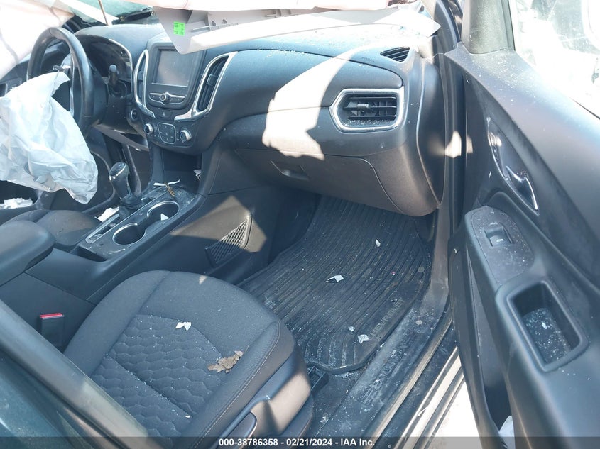 VIN 2GNAXTEXXJ6228210 2018 CHEVROLET EQUINOX LT