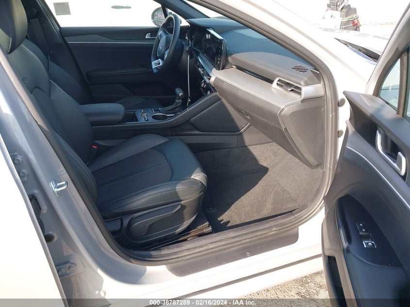 2024 KIA K5 GT-LINE - 5XXG64J23RG237954