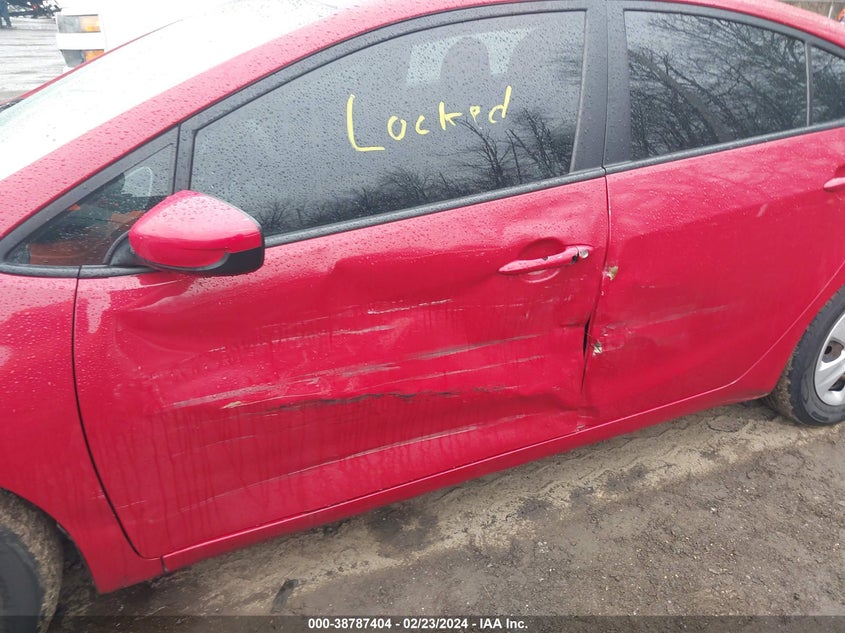 2016 KIA FORTE LX - KNAFK4A65G5493117