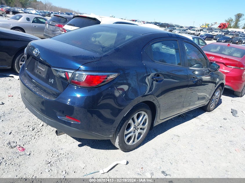 VIN 3MYDLBYV3HY169467 2017 TOYOTA YARIS IA