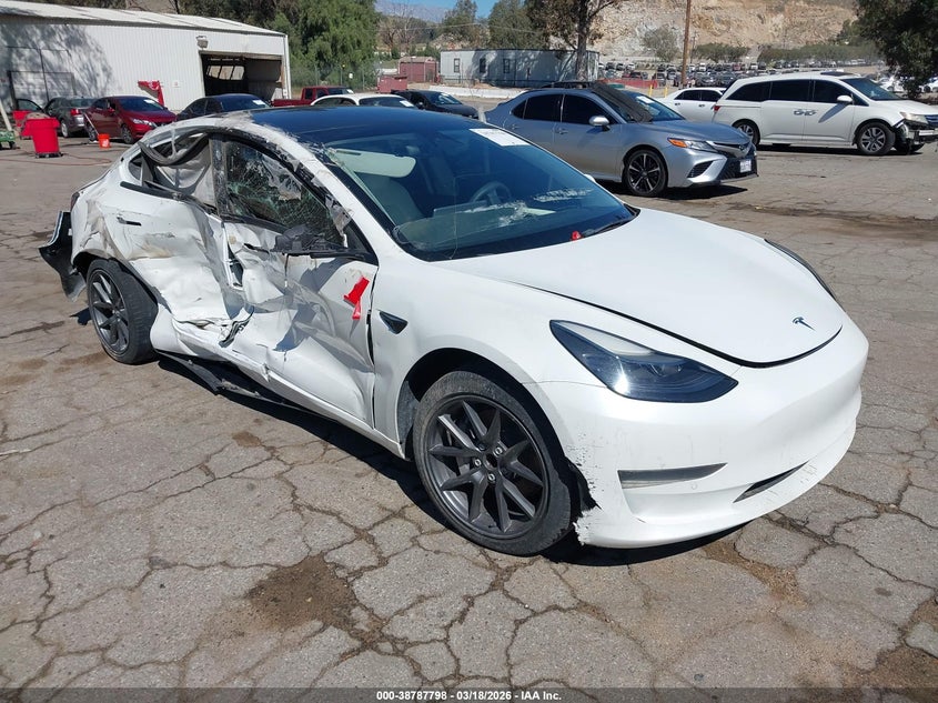 2022 Tesla Model 3 Rear-Wheel Drive