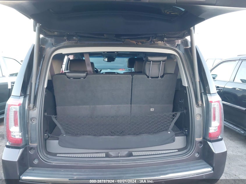 2016 GMC YUKON DENALI - 1GKS2CKJ2GR328329