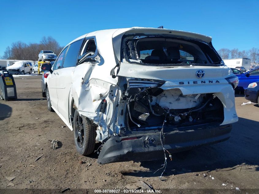 5TDYSKFC9MS014282 2021 Toyota Sienna Xle