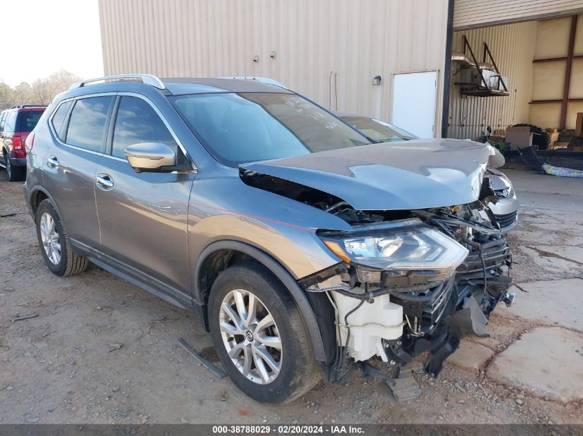 KNMAT2MT4JP587145 2018 NISSAN ROGUE - Image 1