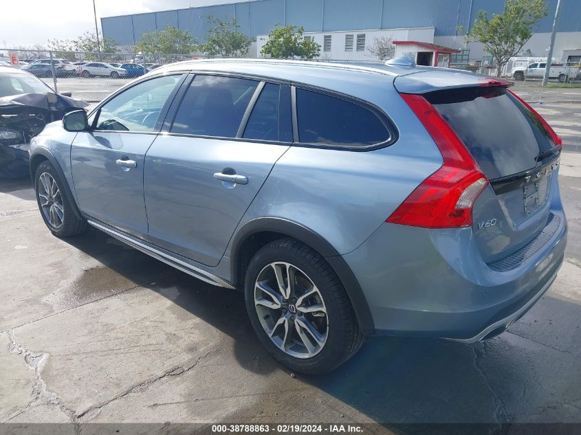 YV440MWM4H1035873 2017 Volvo V60 Cross Country T5 Platinum