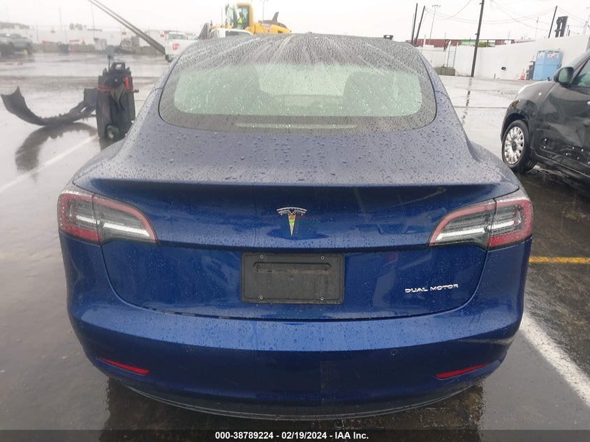 VIN 5YJ3E1EB9NF207946 2022 TESLA MODEL 3