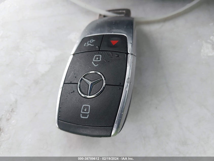 2020 MERCEDES-BENZ CLA 250 VIN: WDD5J4GB5LN033381