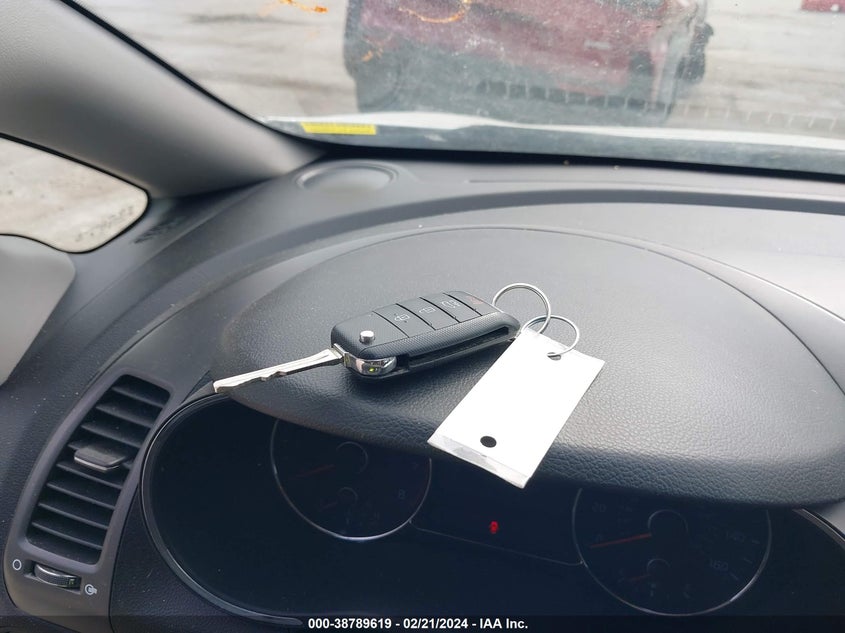 2016 KIA FORTE LX - KNAFK5A8XG5623108