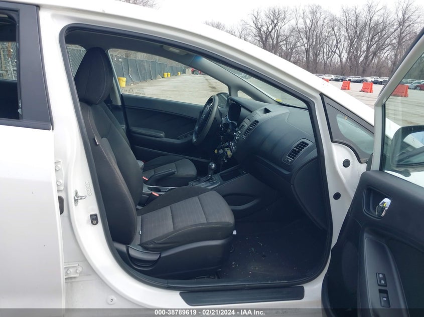 2016 KIA FORTE LX - KNAFK5A8XG5623108