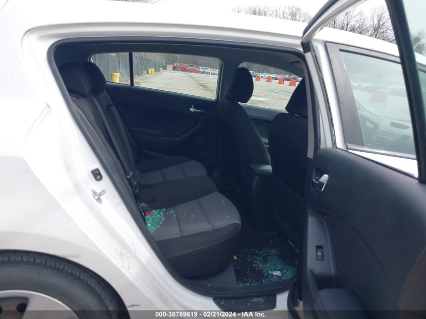 2016 KIA FORTE LX - KNAFK5A8XG5623108