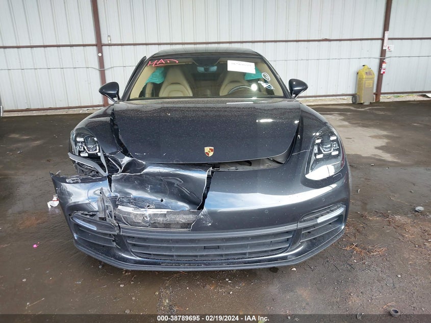 VIN WP0AB2A78JL135572 2018 PORSCHE PANAMERA 4S
