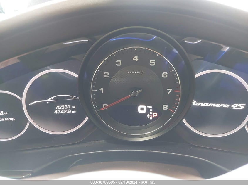 VIN WP0AB2A78JL135572 2018 PORSCHE PANAMERA 4S