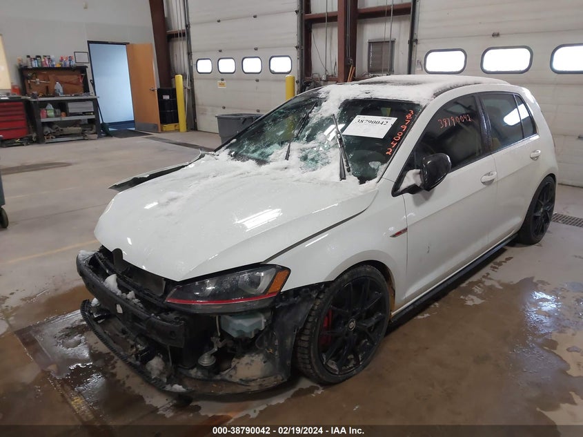 2017 VOLKSWAGEN GOLF GTI SPORT/SE/AUTOBAHN - 3VW547AU7HM069441