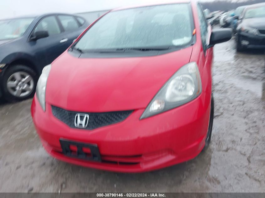 2011 Honda Fit VIN: JHMGE8H3XBC027106 Lot: 38790146