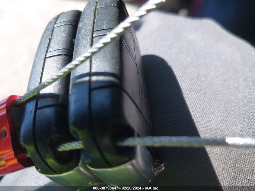 2016 CHRYSLER 200 LIMITED - 1C3CCCAB1GN143420