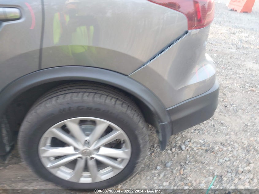 2017 NISSAN ROGUE SPORT SV - JN1BJ1CP2HW036384