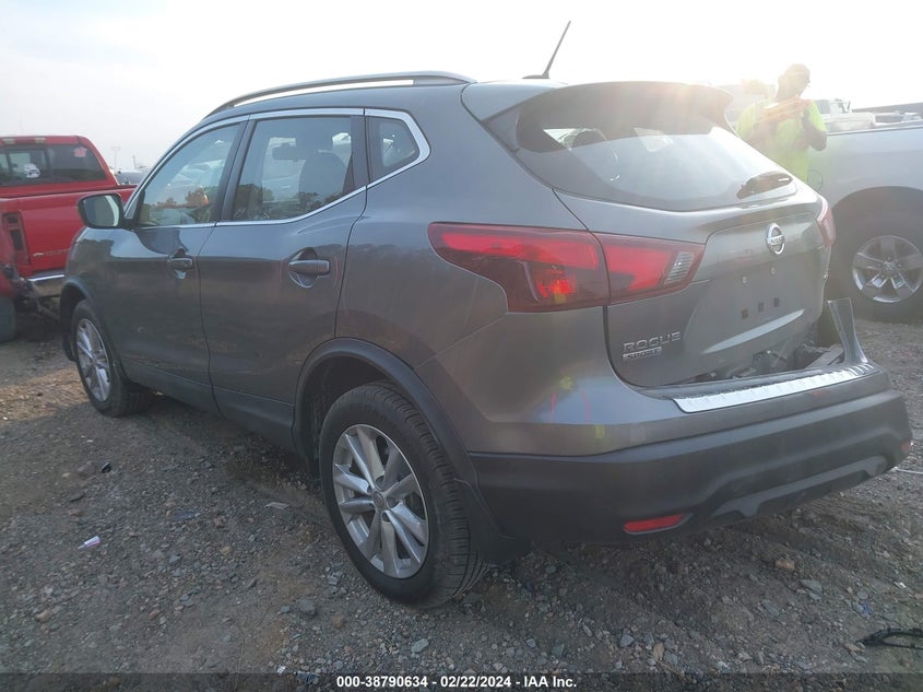 2017 NISSAN ROGUE SPORT SV - JN1BJ1CP2HW036384