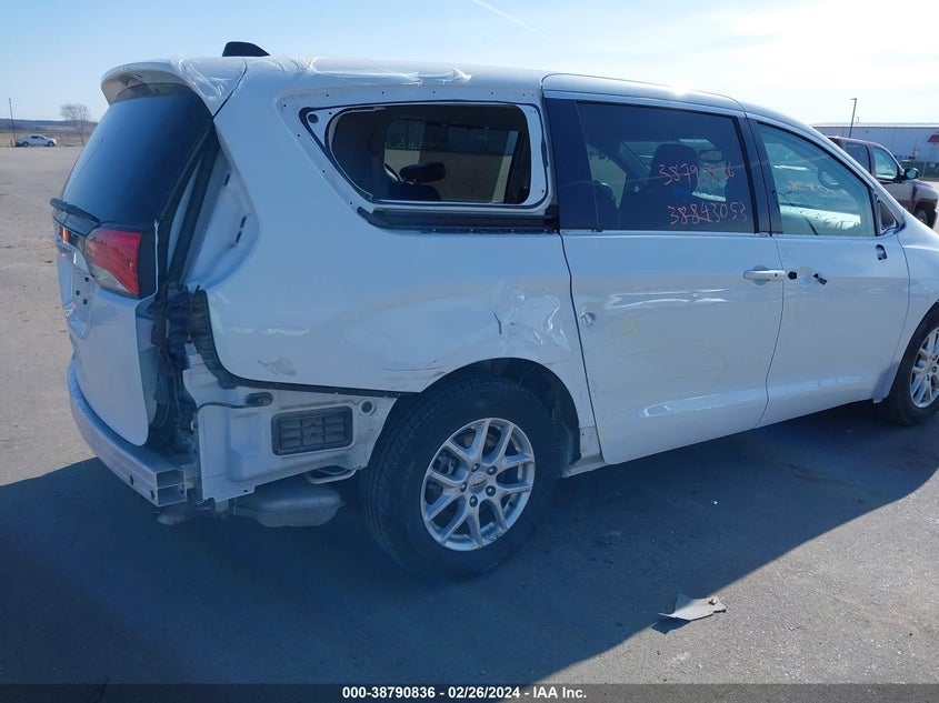 VIN 2C4RC1DG6MR505340 2021 CHRYSLER VOYAGER LXI