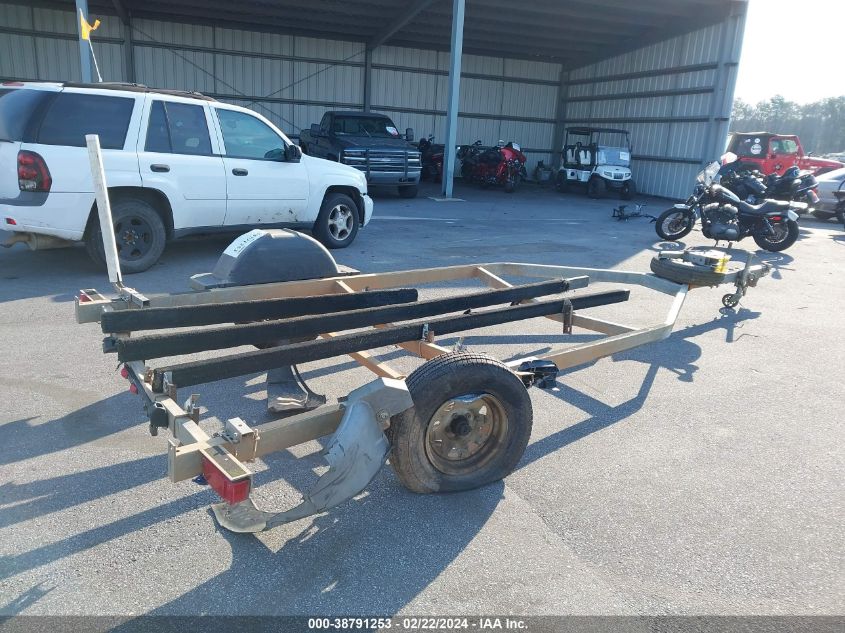 2005 Trailer Trailer VIN: TJZ157R8J405 Lot: 38791253