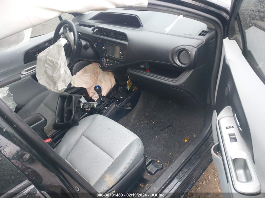 2013 Toyota Prius C Four VIN: JTDKDTB38D1532456 Lot: 38791489