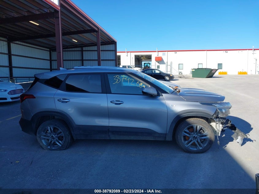 VIN KNDEPCAA2N7258903 2022 KIA SELTOS LX