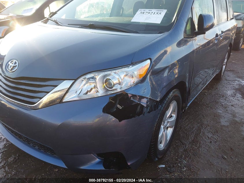 2015 TOYOTA SIENNA LE 8 PASSENGER - 5TDKK3DC8FS645607