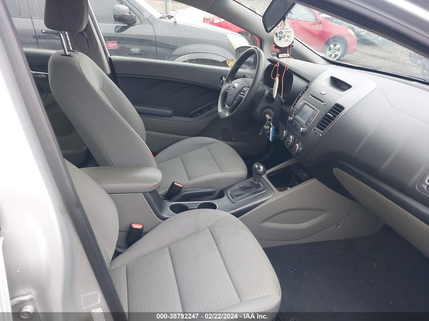 2016 KIA FORTE LX - KNAFX4A61G5498154